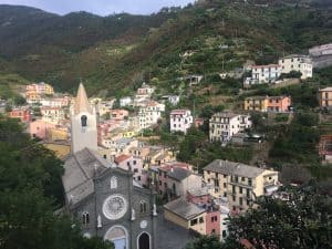 The Solo Female Traveler's Guide to Cinque Terre at idyllicpursuit.com