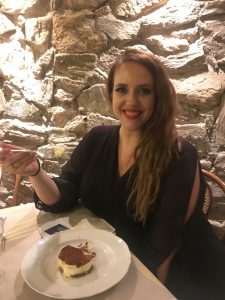 The Solo Female Traveler's Guide to Cinque Terre at idyllicpursuit.com