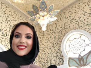 20 photos to inspire you to visit Abu Dhabi - ornate lighting inside of Sheikh Zayed Grand Mosque - photos of Abu Dhabi