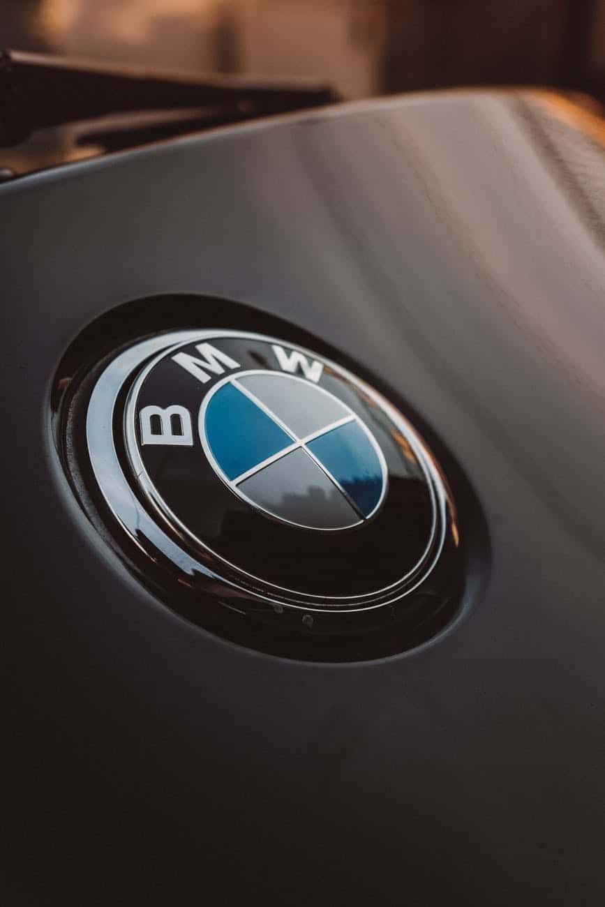 black and silver bmw emblem