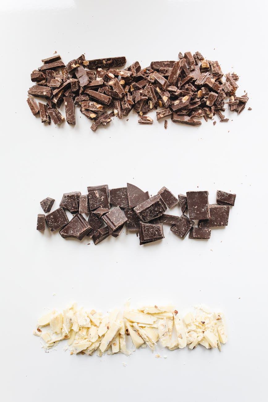 brown and white chocolate bars