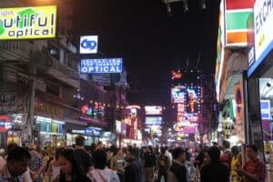 1080px-Pattaya,_Walking_Street_at_night,_Thailand