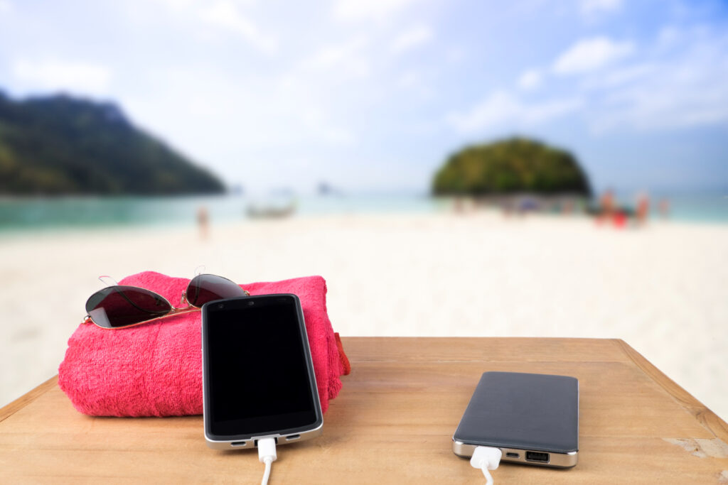 portable power bank traveler
