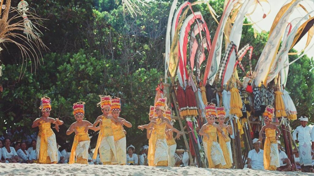 Beach Dance Bali