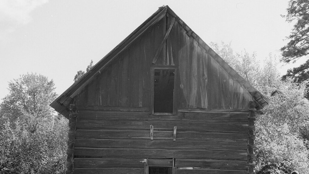 Whitcomb Cabin Wilderness Escape – Washington