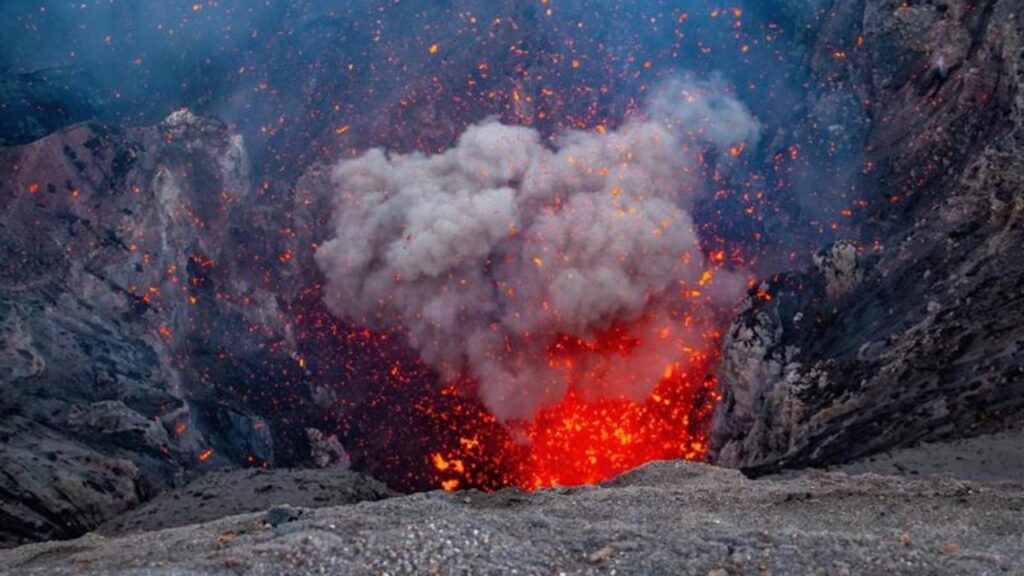 Tanna Island, Vanuatu: Close-up of the erupting crater of Mount Yasur on Tanna Island in Vanuatu. Yasur is one of the most active but easily accessible volcanos in the region. 