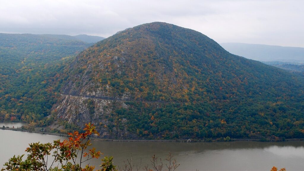 Storm King Mountain