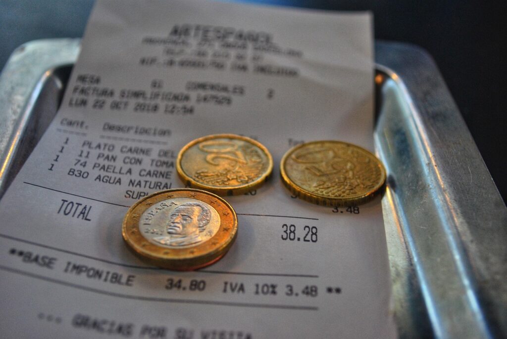 restaurant receipt with tip