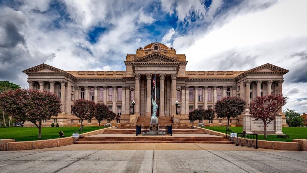 American Courthouse