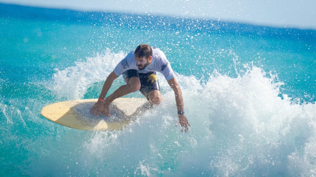 MAn Surfing
