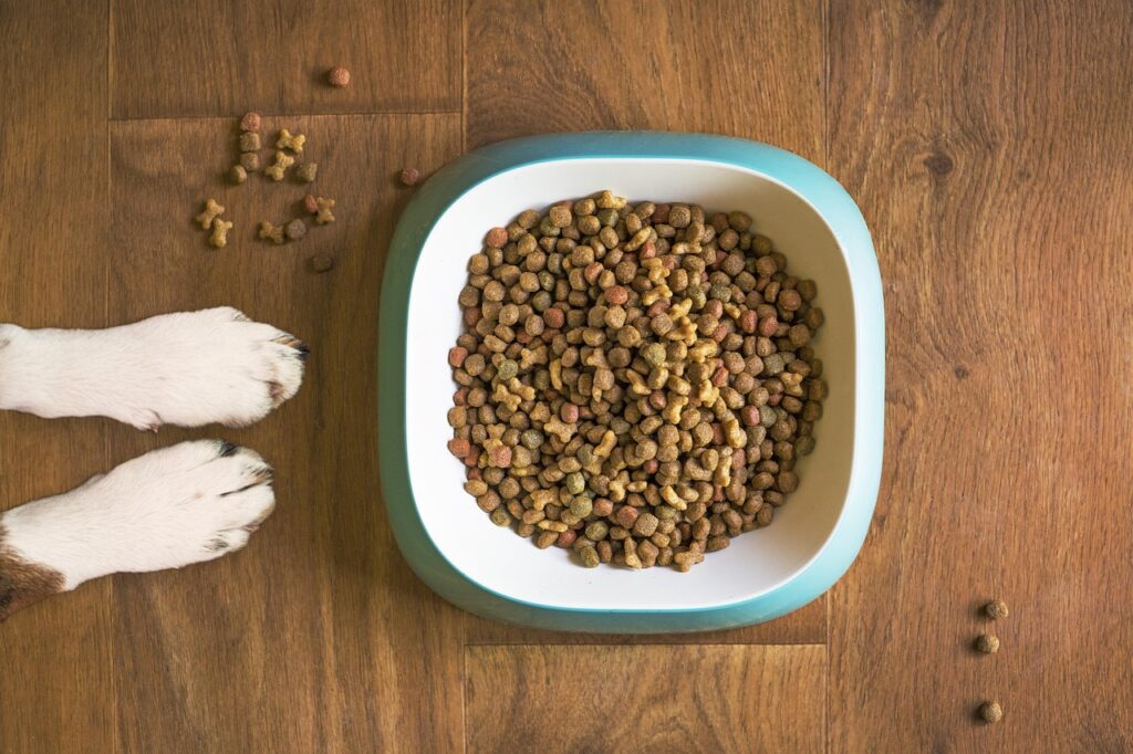 Many Types of Pet Food