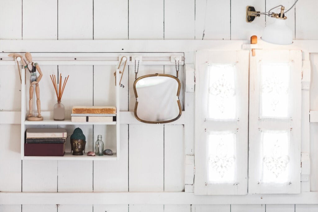 Hanging Storage on Doors and Walls
