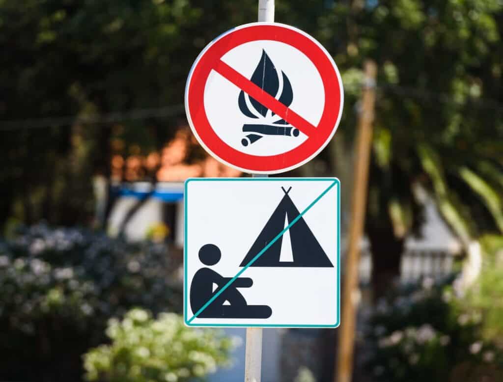 No camping and no fire allowed warning sign