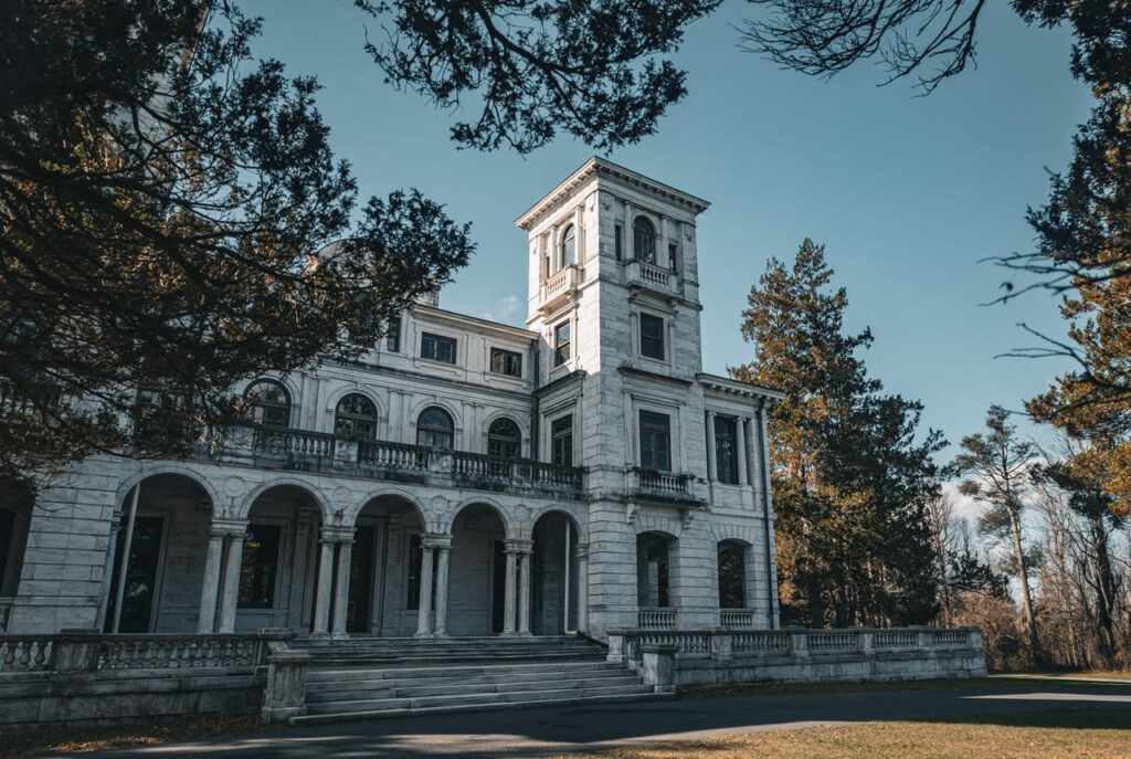 Swannanoa Mansion in Virginia outside of Shenandoah