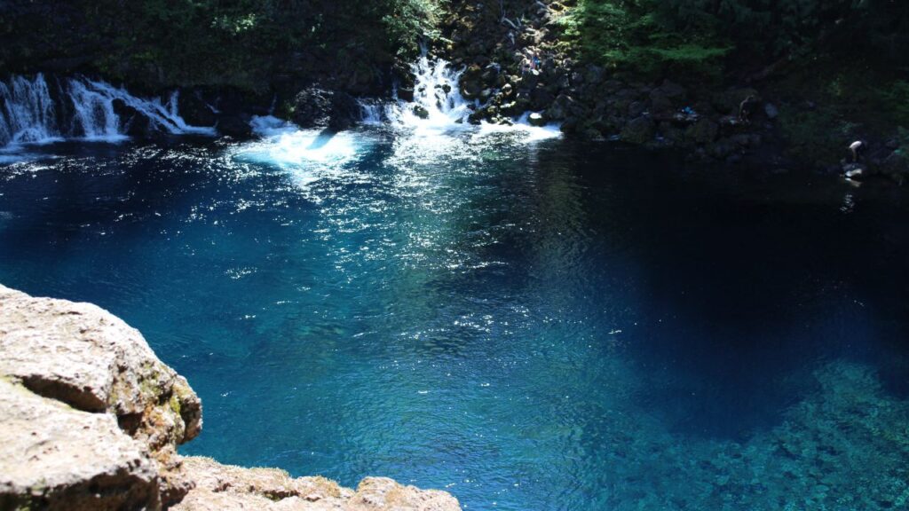 Tamolitch Blue Pool, McKenzie River