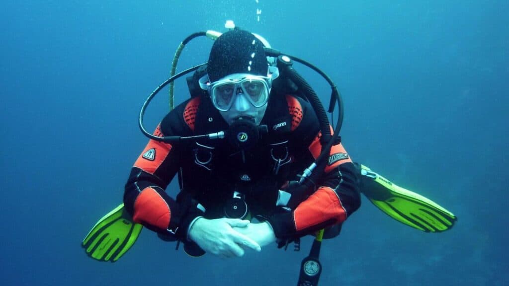 scuba diver hovering motionless neutral buoyancy training