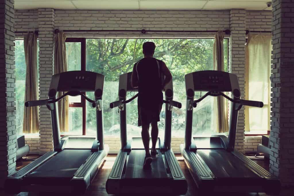 guest on treadmill,