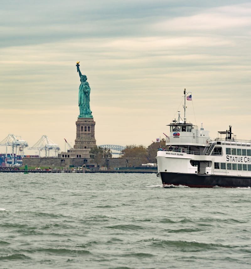 10 U.S. Ferries That Double as Cheap Harbor Cruises