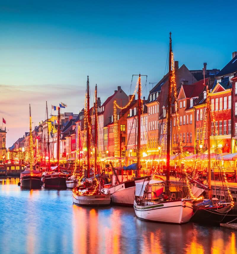 7 Coastal Towns Where Flood-Proof Design Is Working