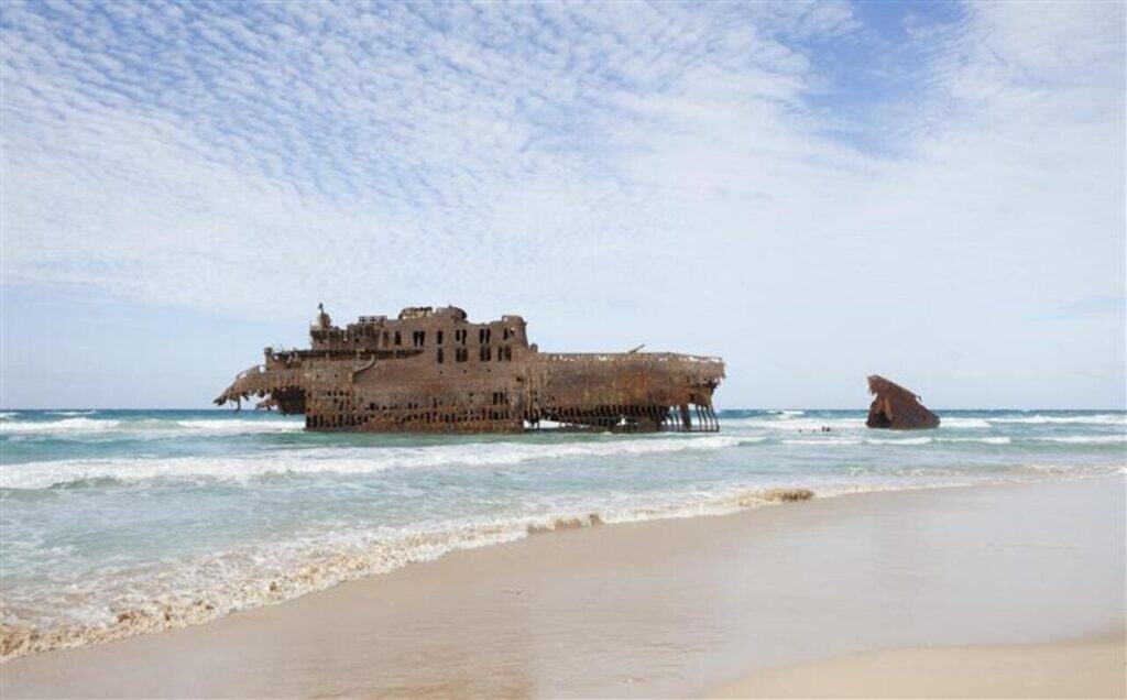 VOC Ship Batavia Reef Disaster (1639)
