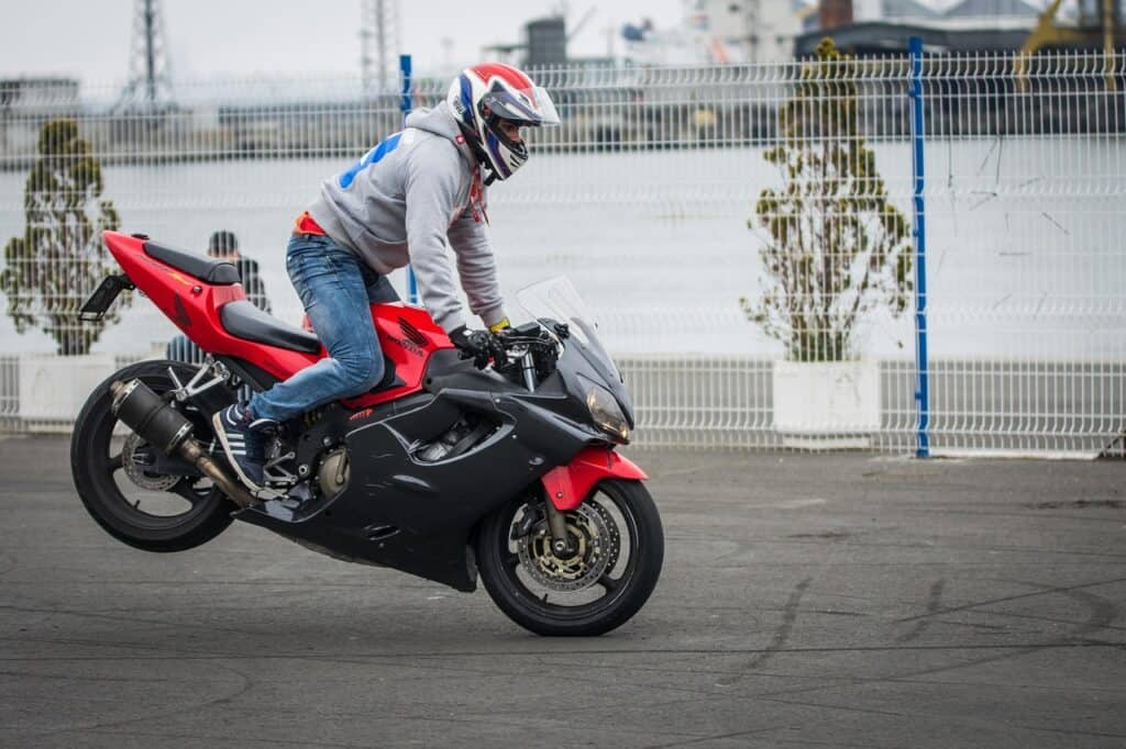 Motorcycle braking on gravel