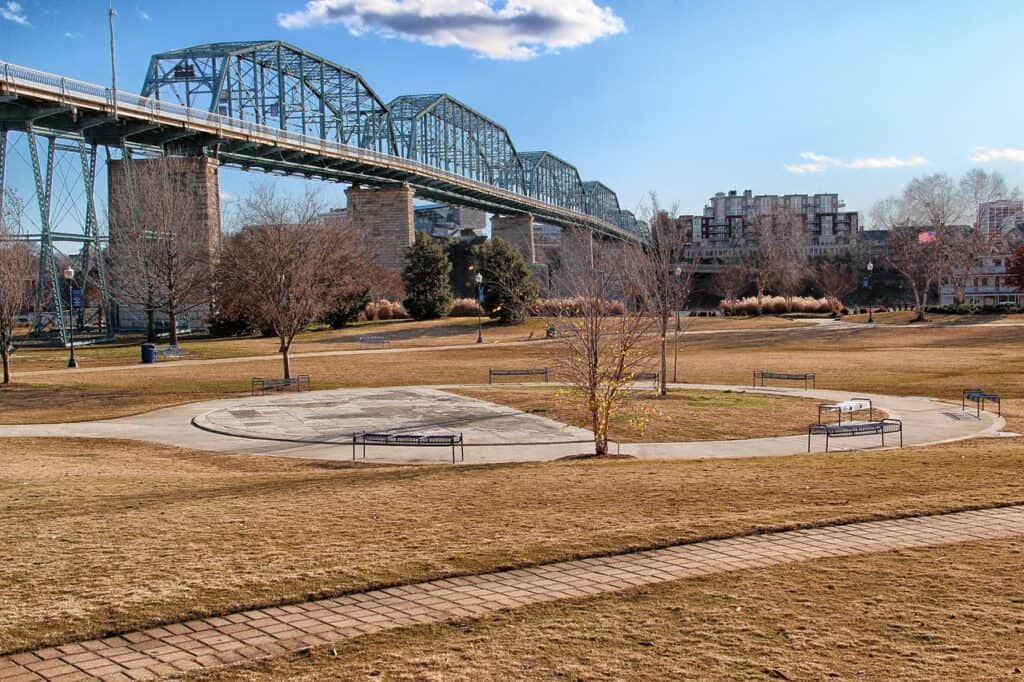 Chattanooga, Tennessee, Orchard park image.