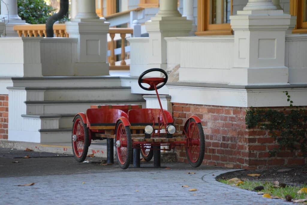 Jekyll island, History, Red car image.