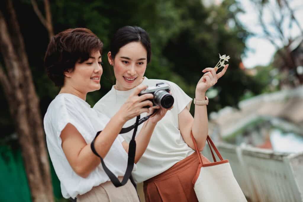 Practice Quiet Photo Etiquette