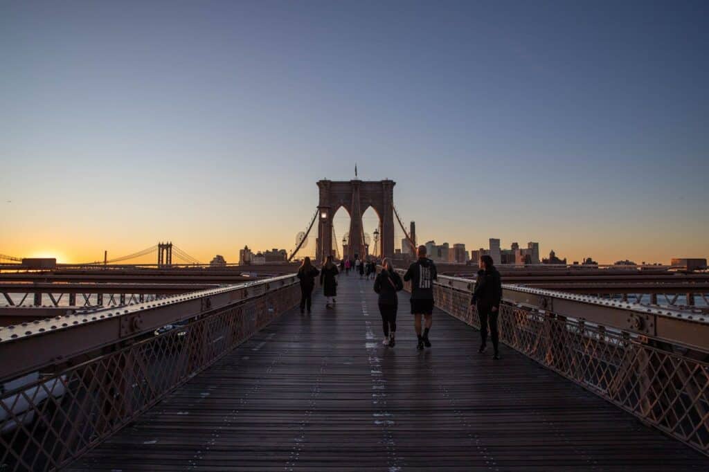 Brooklyn Bridge pedestrian walkway