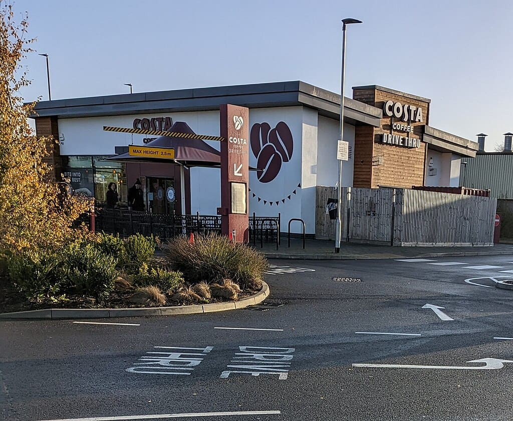 1024px-Costa_Coffee_Drive_Thru,_Stonehouse,_Gloucestershire_-_geograph.org.uk_-_7364404