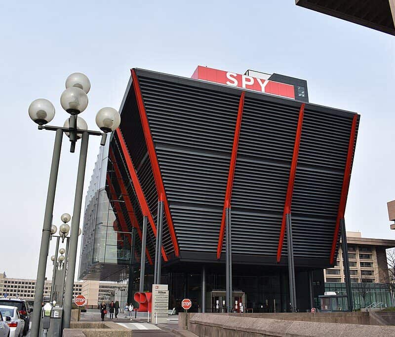 1024px-International_Spy_Museum_2020
