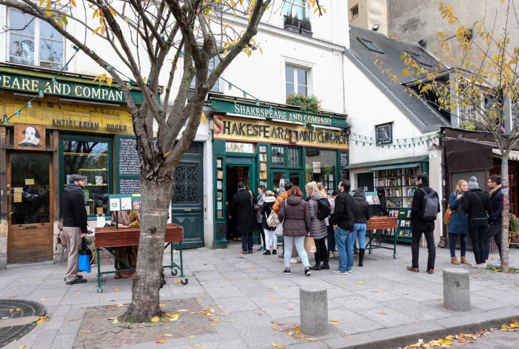 Shakespeare and Company, Paris
