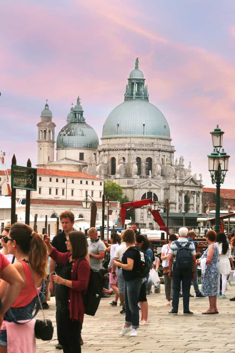 Venice overcrowded streets tourism