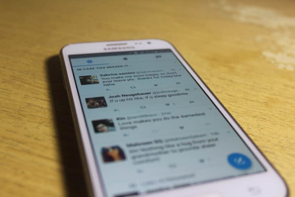 “hotel reviews sorted by rating”