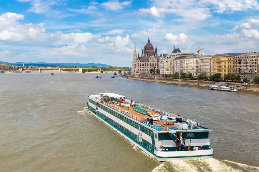 Latin Touch Sailings On The Danube