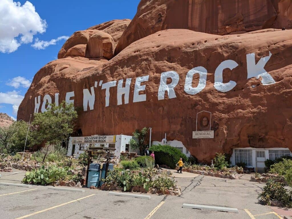 Hole N” The Rock, Utah