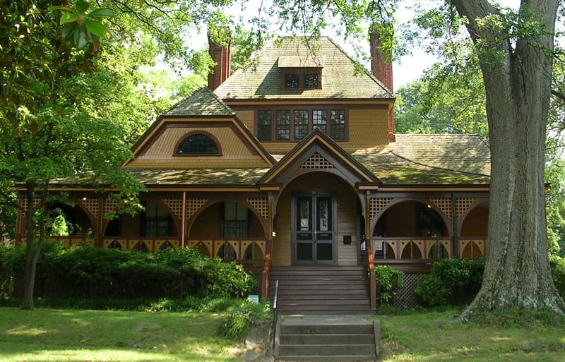 Wren’s Nest Atlanta exterior Victorian