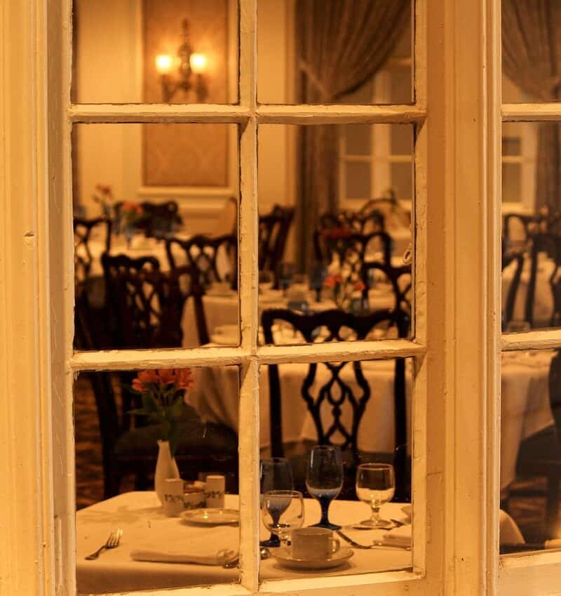 dining-room-103464_1280