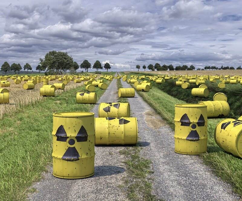 nuclear-waste-1471361_1280
