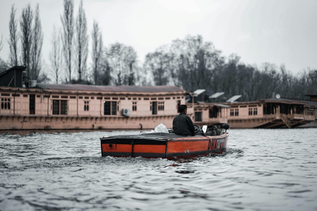 Kashmir’s Laid-Back Houseboat Scene