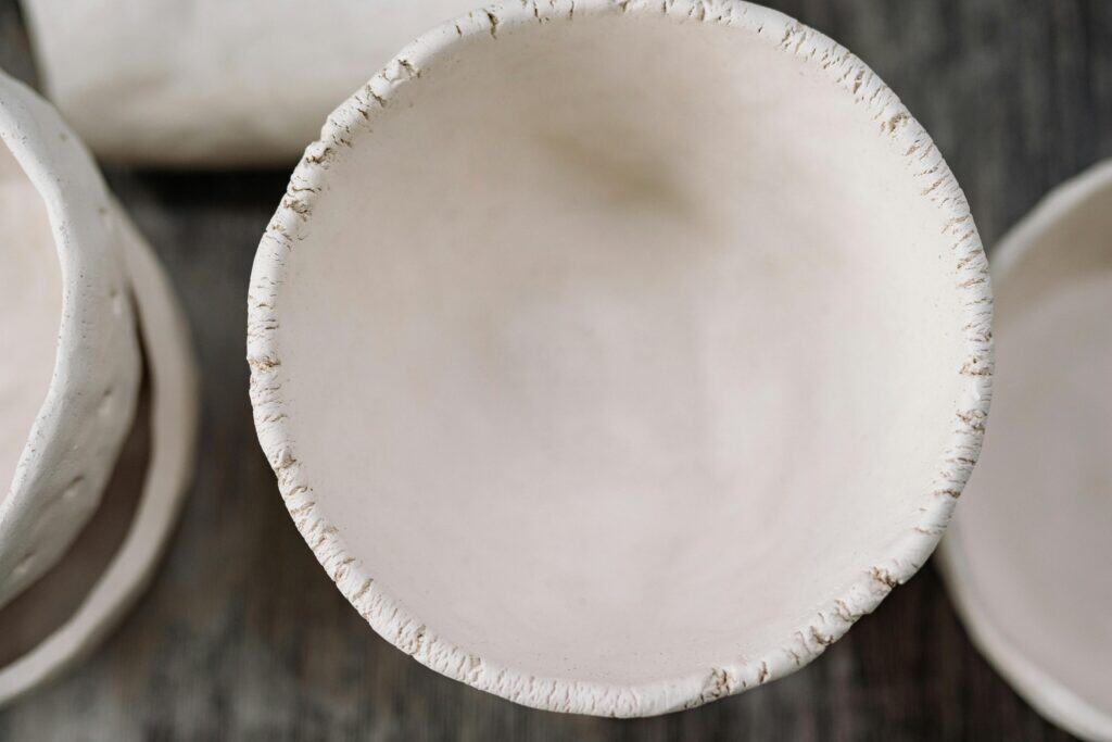 inspecting ceramic bowl for cracks