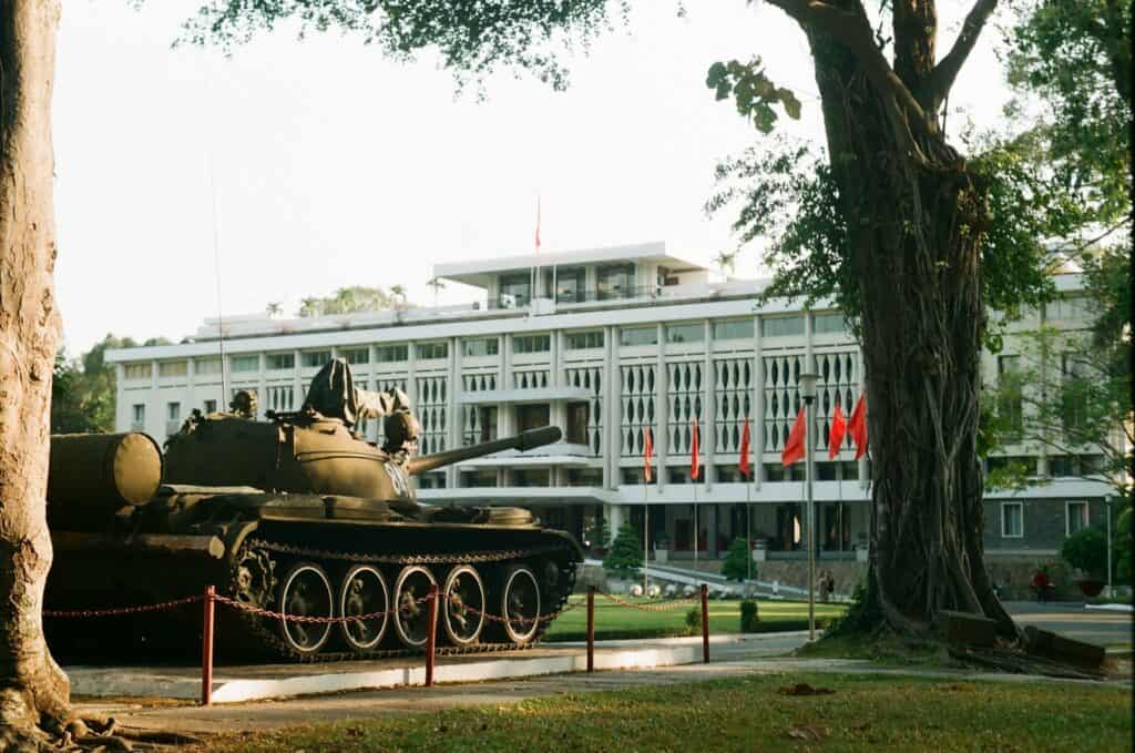 Reunification Palace tanks April 30 1975