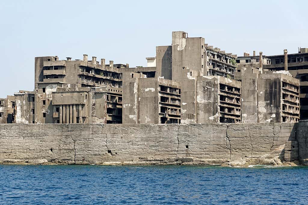 1024px-Hashima,_Nagasaki,_Japan,_20240814_1428_3432