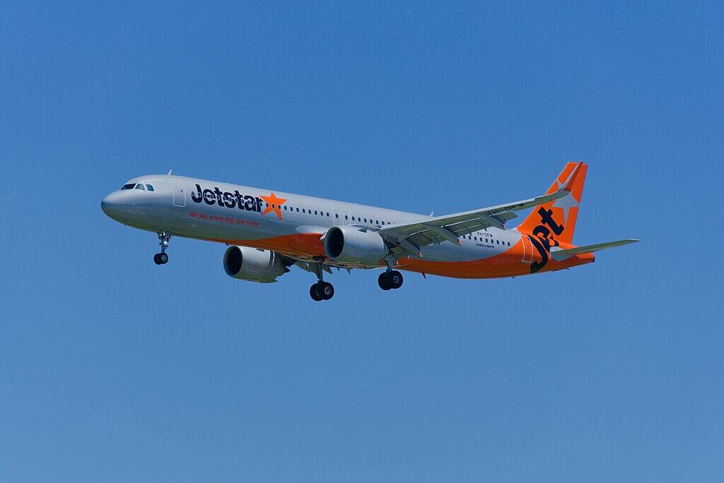 1024px-Jetstar_-_VH-OFW_-_Sydney_Airport_-_24122024