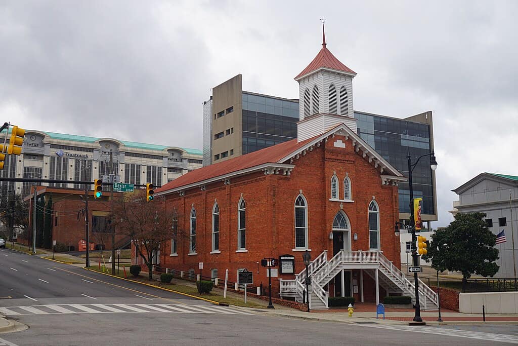 1024px-Montgomery_December_2018_44_(Dexter_Avenue_King_Memorial_Baptist_Church)