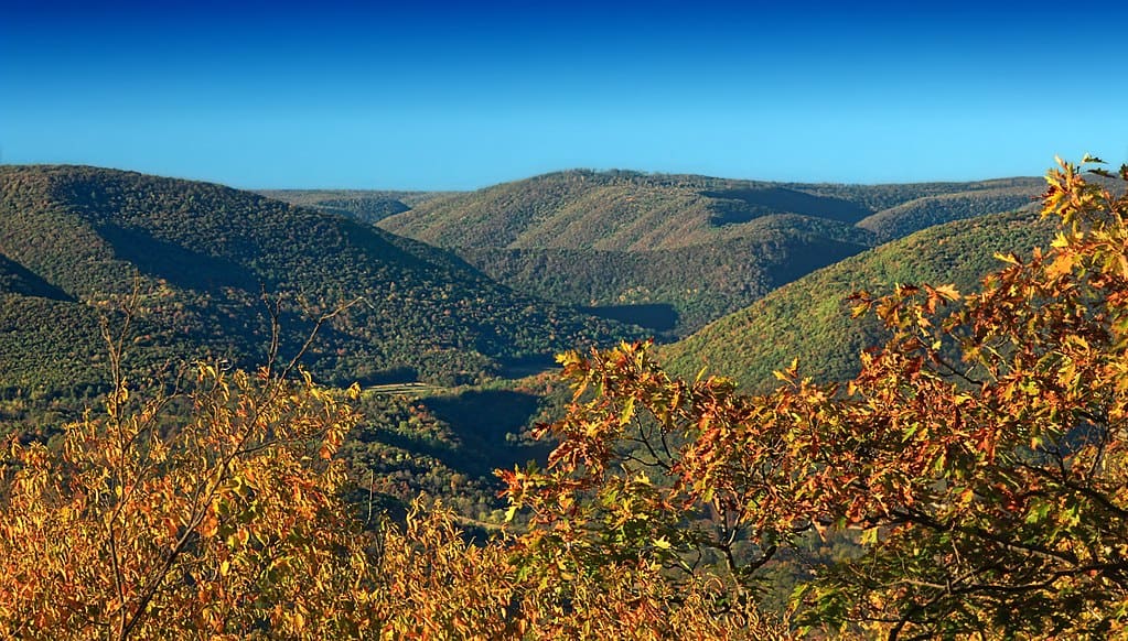 1024px-Round_Top_(Revisited)_(13)_(10250370544)