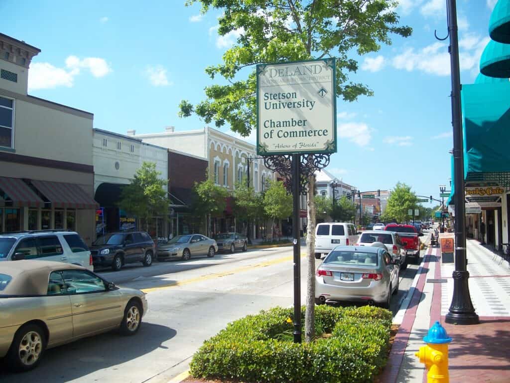 Downtown_DeLand_Hist_Dist_street04-2