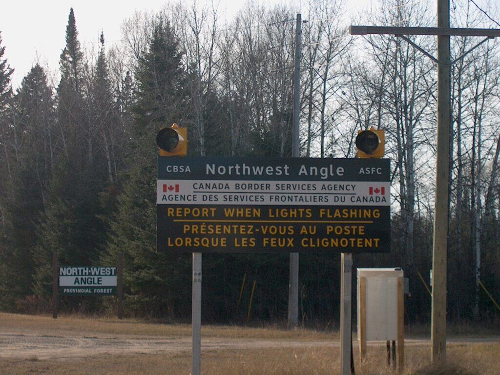 Canada US border closed sign