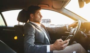 traveler checking travel advisory phone