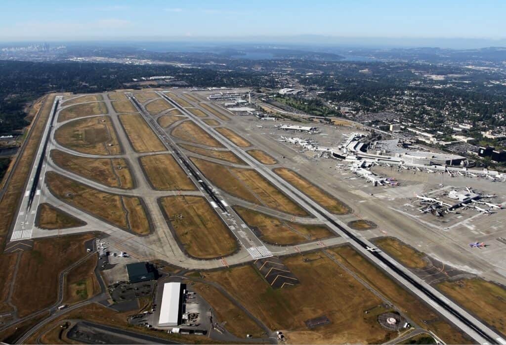 Seattle, Seattle, Tacoma International Airport (SEA)